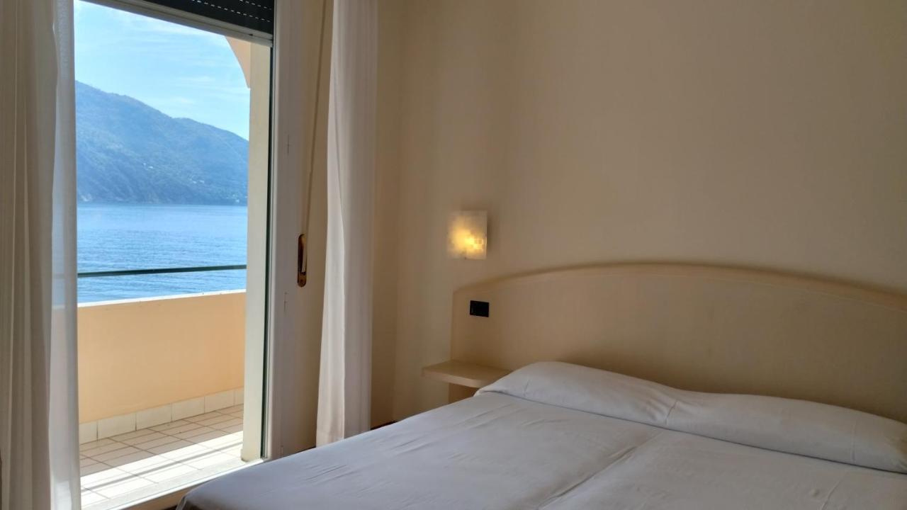 Hotel Elena เรคโค ภายนอก รูปภาพ