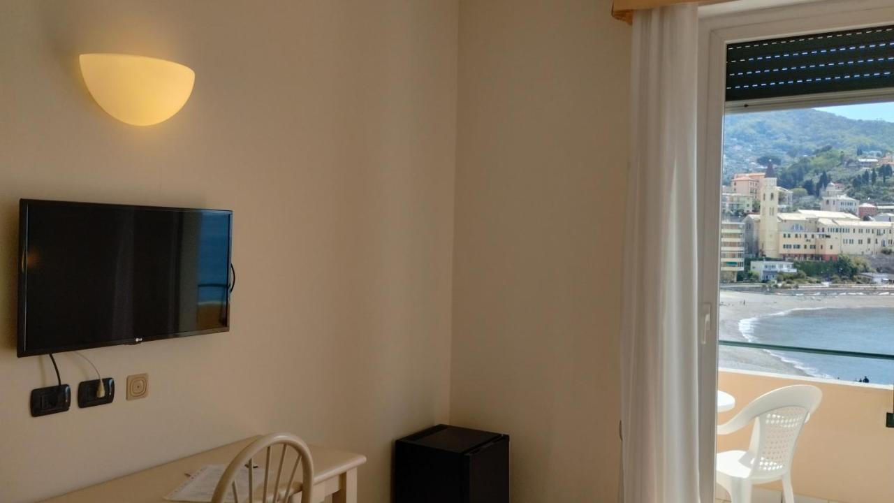 Hotel Elena เรคโค ภายนอก รูปภาพ