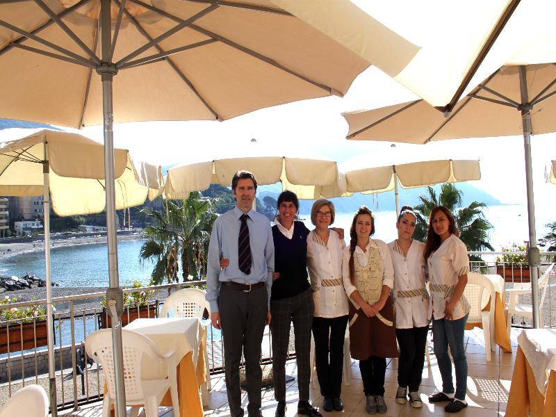Hotel Elena เรคโค ภายนอก รูปภาพ